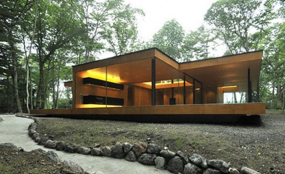 modern home in park-like setting