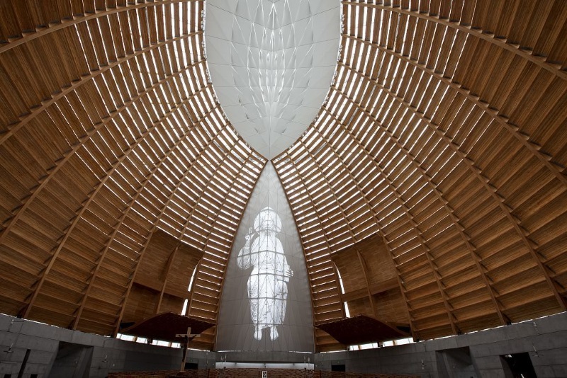 Interior of Oakland Cathedral of Christ the Light